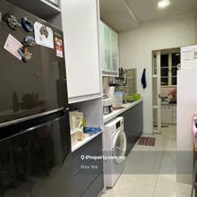 Corner Lot, Full Furnish n Well Renovated Unit, Warm Family Home, nice