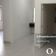 Akasia Apartment  Bandar Botanic Ground Floor -For Rent