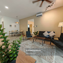 Upton Service Residence For Rent