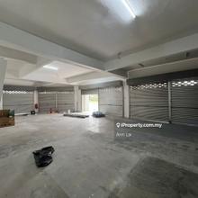 Facing Main Road -Freehold -Non Bumi Lot -Corner Lot -Intermediate Lot