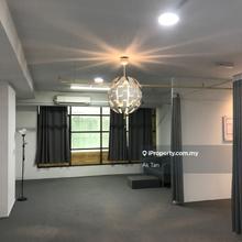 Direct mrt station partial furnished Office for Rent at rm 1,300