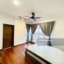 Female Unit Master Room For Rent