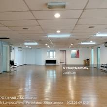 Freehold office for sale at Diamond Square Jalan Gombak main road