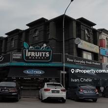 Usj taipan 3 storey shop for sale
