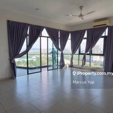 Penthouse unit with 3 car park and brand new unit
