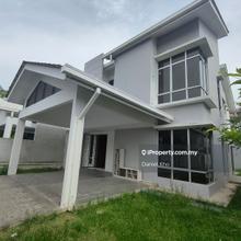 Below market 2 sty semid in Parklands Lrt upcoming Renovated kitchen 