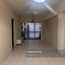 Pelangi Apt for rent part furnish. Kota Damansara