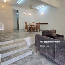 2 storey terrace house in sl7