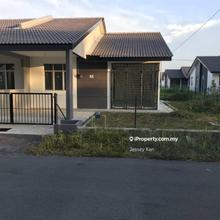 1 Storey semi-d for rent in gambang