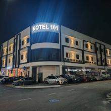 Permas Jaya  Corner Ground floor for rent