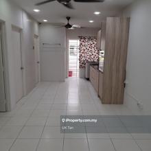 Sp 4 Townhouse Partly Furnished for Sell/ Rent