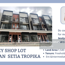 Taman Setia Tropika Zone D,3 Storey(Ent &Intermediate Lot) For Rent