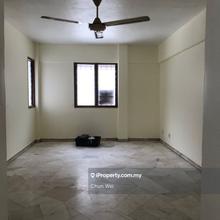Kepong Indah whole unit below rm1000 with 3room2bath