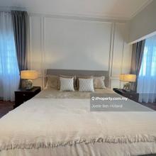 Elegant bungalow in Prestigous neighbourhood .