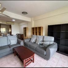 Fully Furnished Unit Walking Distance to LRT Asia Jaya