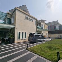 Laman Glenmarie Corner Lot House for Sale
