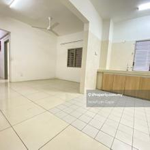 Residensi Kerinchi Penthouse, Tingkat 18, Facing KL Gateway