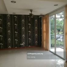 Duplex Townhouse, Walking Distance to LRT