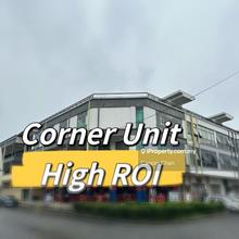 Corner Unit Main Road