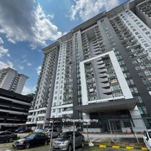 Lake View Apartment, Mount Austin, 3 bedrooms, with strata title, gng