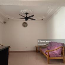 Taman Selatan 700sf unit with 1 car park 