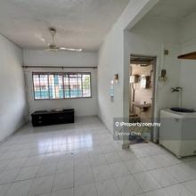 Apartment Taman Serdang Raya beside 100 meter MRT station Furnished 