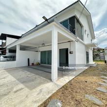 Move In Condition 2 Storey Terrace End Lot Call Echo For Viewing