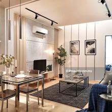 End lot unit for sale