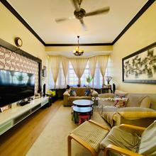 Renovated, 2 Carpakrs, 24h Security, Gated & Guarded