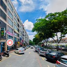 Shop office for sale @ Dataran Pelangi Utama, Kayu Ara, Bandar Utama. 