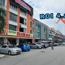 3 Storey Shop Excellent Return For Sale