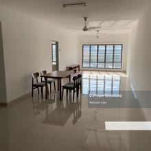 Partially Furnished, Corner, Unblock View, 2 Car Park