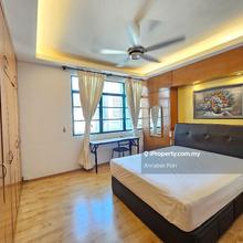 Corinthian 3 Room for Rent