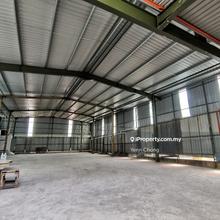 5500 sq.ft Warehouse for rent@ Salak South Baru