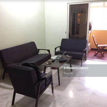 Block E Fully furnished Fully Renovated Well Maintained Freehold