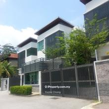 Gated villa bungalow