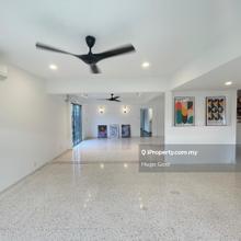Fully Renovated House with Private Garden, Easy Access KLCC, Iskl