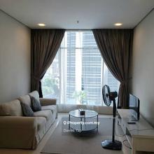 High floor unit with modern fittings.