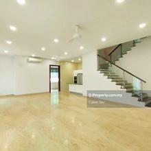 Nice bungalow, good condition, renovated, hot location, gate n guarded