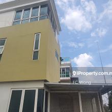 Laman Granview 3 Storey Bungalow 3825 Sf 5r 5b In Saujana Puchong Sell