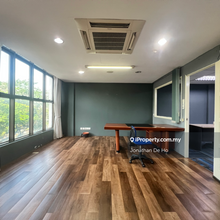 Very nicely renovated with furniture. move in anytime. Short walk LRT
