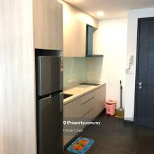 V Residence Suites @ Sunway Velocity 624sf 1r1b Near MRT Unit For Sale