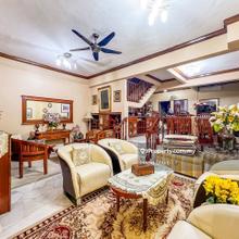 Negotiable & Below Market Value. Hot Location!