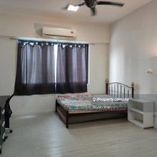 Studio unit for rent