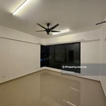 3 Storey Townhouse at Residensi Sinaran, Taman Sri Muda, Shah Alam