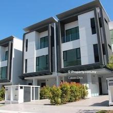 Furnished unit with premium view