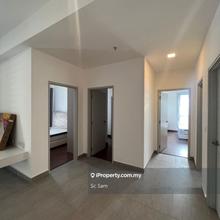 Fully furnished 3 rooms with full facilities and short walk to Mall 