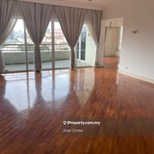 Well maintained unit walking distance to Iskl international school