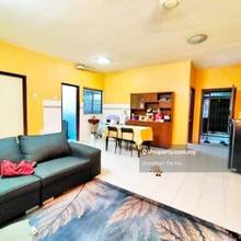 Nicely Renovated 3 Rooms unit for sale