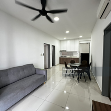 Limited 4 rooms furnished Pinnacle Sri Petaling unit for Rent!